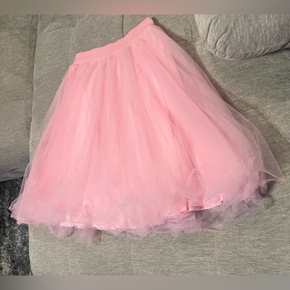 Pink Tulle Skirt Size Large - Picture 4 of 16